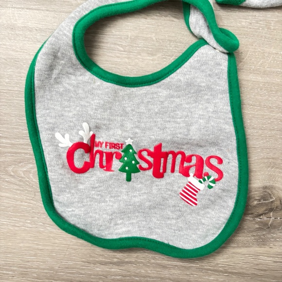 Baby “No Mistletoe Required” CHRISTMAS Set Bib Onsie, Pants, Reindeer 6 Months - Picture 2 of 8